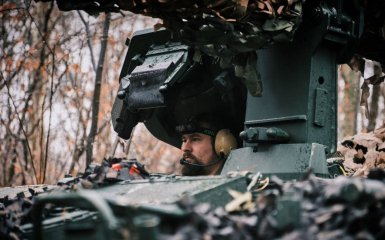 “Відбулося 235 бойових зіткнень”. Ситуація на фронті знову загострюється