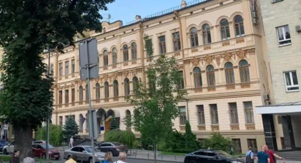 Мінкульт надав статус критично важливих ГО “Вікімедіа Україна”, “Слідство.Інфо” та Книгарні “Є”