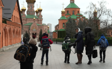 У Києві викрили підпільну проросійську школу при монастирі УПЦ МП&hellip;