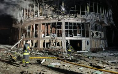 Росія здійснила одну з наймасованіших атак на Запоріжжя — відео