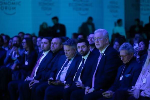 Українська команда прямує в Емірати для зустрічей з представниками США&hellip;