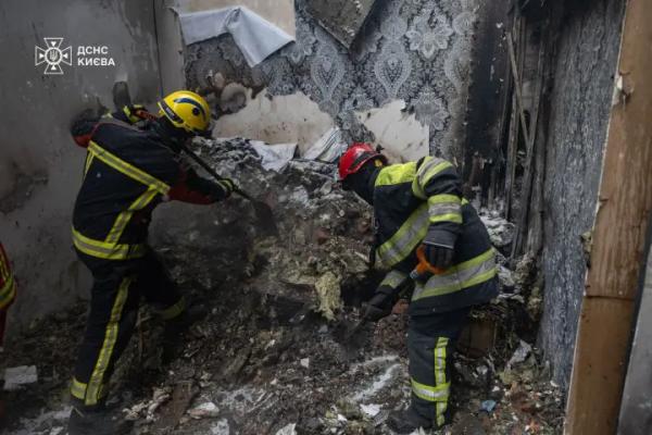 У Києві завершили роботи з ліквідації наслідків ворожого обстрілу