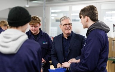 Британія хоче завдати подвійного удару по воєнній машині Путіна