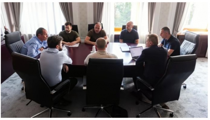 Татаров і Шурма провели в ОП першу зустріч з бізнесом 