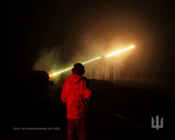 142 боєзіткнення за добу: найзапекліші бої на Покровському напрямку –&hellip;