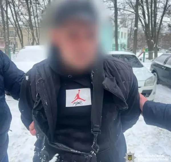 У Харкові чоловік вистрілив у військового ТЦК, стрілка затримали – поліція