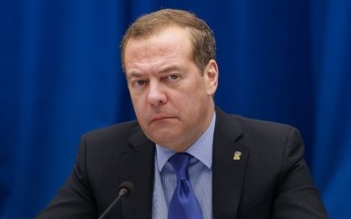 Медведєв цинічно погрожує “Орєшніком” країнам Європи