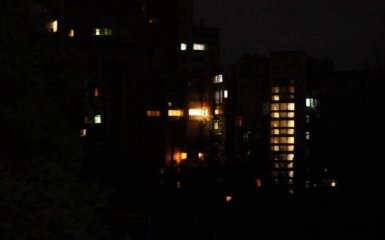 Блекаут після обстрілів. На Дніпропетровщині та Запоріжжі відновлюють енергопостачання — Кулеба