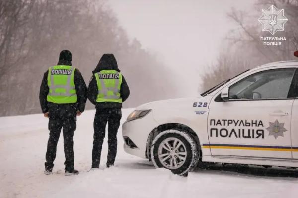 На тлі негоди в Україні вже понад три сотні ДТП,&hellip;