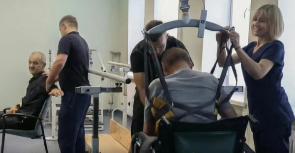 Хто оплачує лікування поранених військових і що гарантує держава: роз’яснення Міноборони