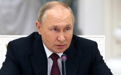 Путін проводить “таємну мобілізацію” на війну проти України