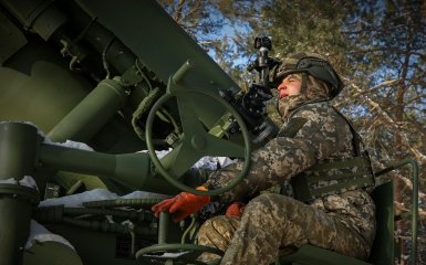 Українські бійці знищили 5 російських гармат на вогневій позиції