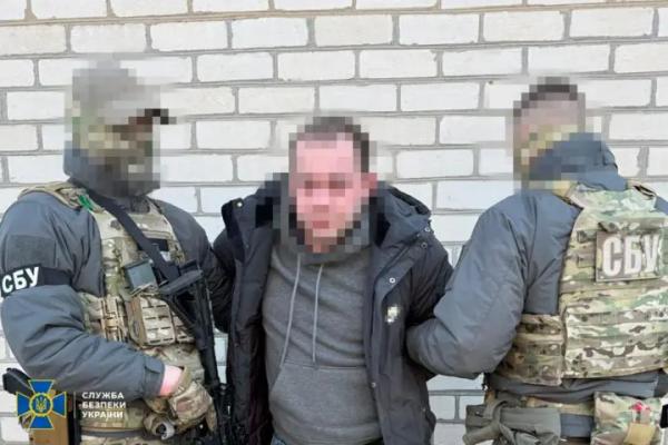 Передавав ворогу локації техніки Сил оборони у Словʼянську: затримано працівника&hellip;