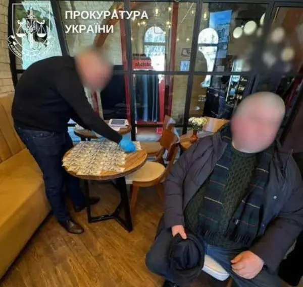 Депутата Почаївської міськради затримали за продаж “послуг” для “броні”