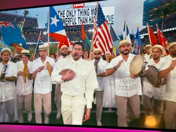 Bad Bunny виступив на Супербоулі, Трамп назвав шоу “ляпасом країні”