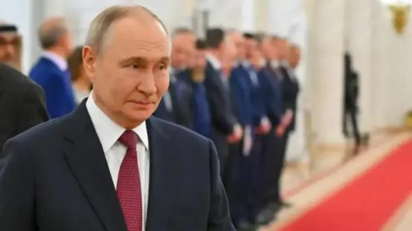 До початку літа: російські чиновники попереджають путіна про загрозу економічної&hellip;