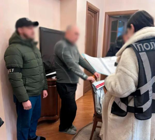 Приховав мільйони гривень доходу від польської компанії: чиновнику КМДА оголошено&hellip;