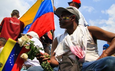 Влада Венесуели звільнила кілька десятків політичних в’язнів режиму Мадуро