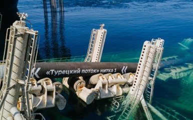 В Орбана накинулися на Україну через газопровід “Турецький потік”