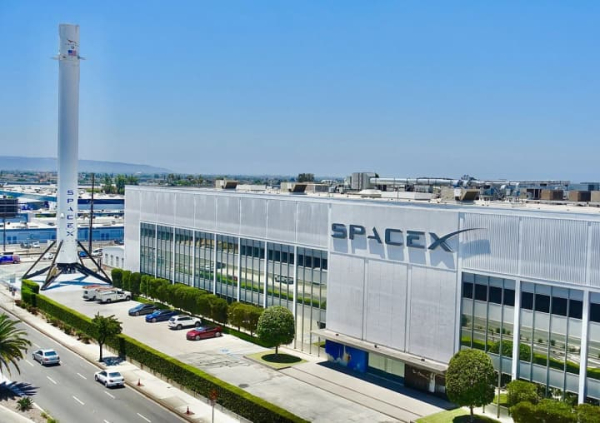SpaceX готується до найбільшого в історії IPO з оцінкою понад&hellip;