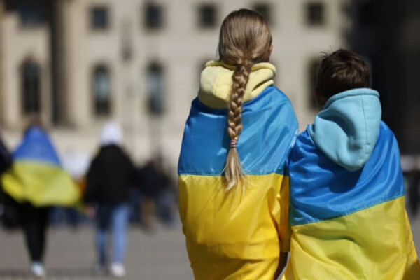 Україна повернула двох підлітків із тимчасово окупованого Криму