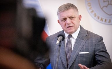 Фіцо лякає Україну можливістю блокування Словаччиною кредиту від ЄС