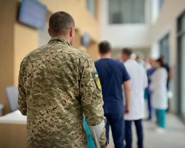 Військовослужбовці отримують 100 тис. гривень під час лікування після поранення&hellip;