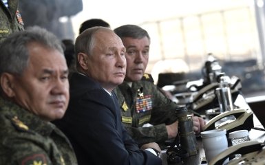 Рейтинг Путіна в Росії падає сьомий тиждень поспіль