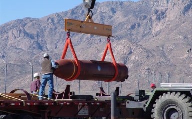 США та Ізраїль атакують Іран велетенськими бункерними бомбами