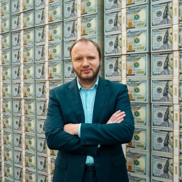 Тарас Плешков: гнилые консервы, дроны и миллиарды