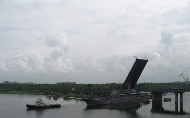 СБУ уразила 3 військові кораблі РФ у Криму