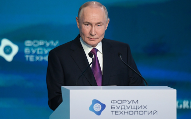 Путін планує “законно” вводити російські війська в інші країни