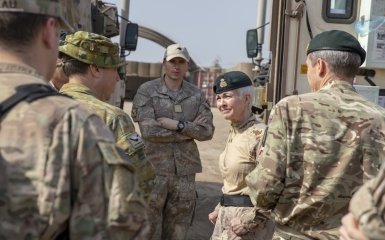 Канада невідкладно збирає 300 тисяч резервістів