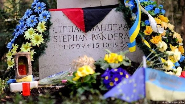 Степан Бандера: родина погодилась на перепоховання в Україні