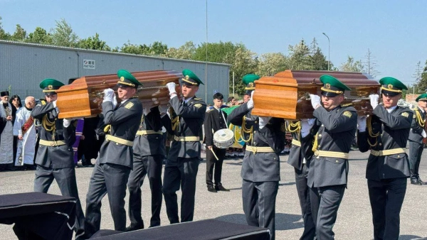 Мельник: прах лідера ОУН та дружини повернули в Україну 13 Мельник: прах лідера ОУН та дружини повернули в Україну 11