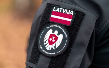 Два безпілотники впали на території Латвії — летіли з боку РФ 19