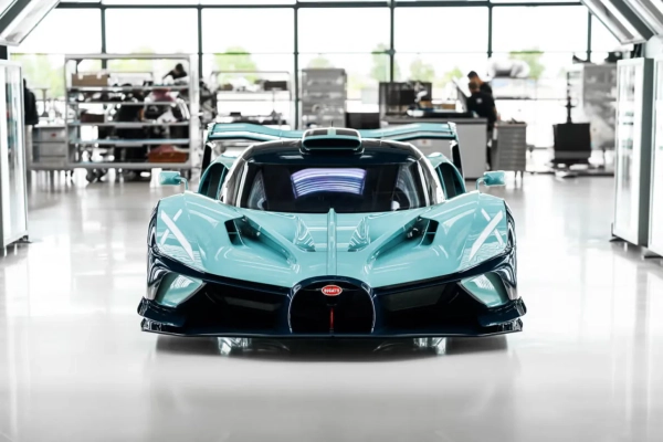 Bugatti Tourbillon: новий застосунок від Bugatti. Завантажити! 2