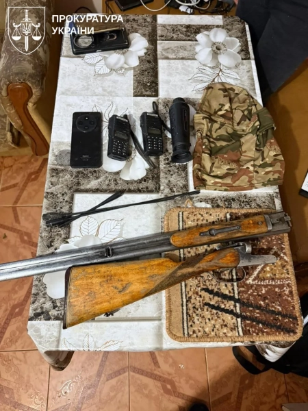 Незаконний виїзд: депутат і поліцейський заробили $700 тис. 16