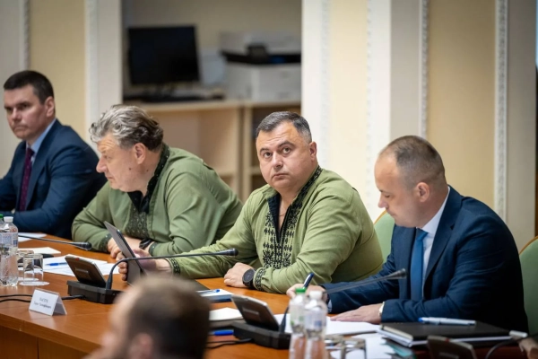 Кабмін: мільярди на захист інфраструктури, сотні нових котелень 21 Кабмін: мільярди на захист інфраструктури, сотні нових котелень 19