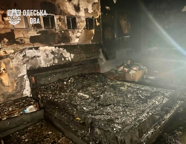 Атака на Одесу: пошкоджено будинки, постраждали діти 4 Атака на Одесу: пошкоджено будинки, постраждали діти 2