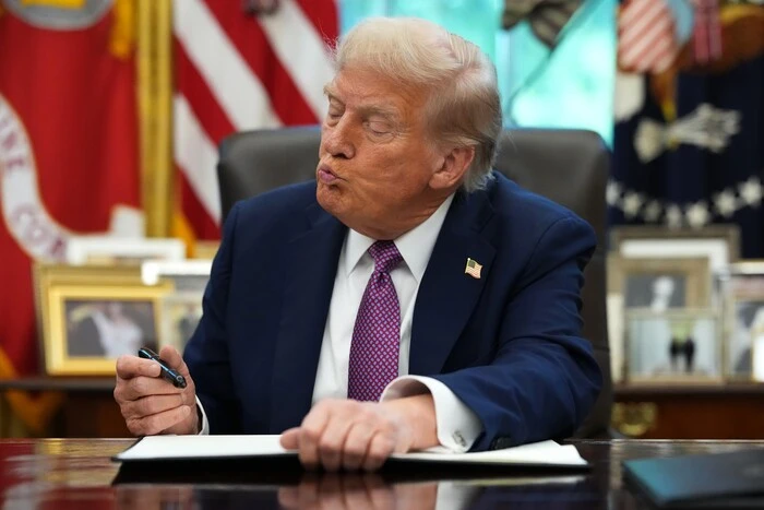 NYT: Трамп втомився від України і більше не згадує про неї публічно