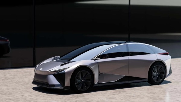 Lexus відмовився від флагманського електромобіля: подробиці 8