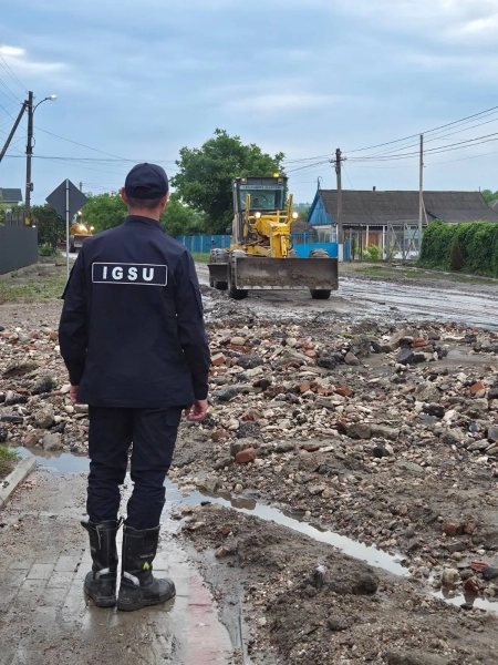 Повені в Молдові: будинки затоплені, дороги перекриті 26