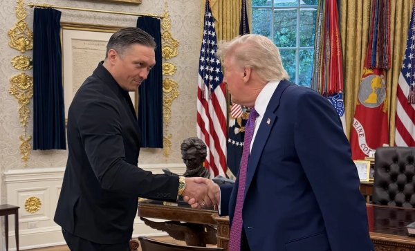 Усик зустрівся з Трампом: подробиці в Білому домі