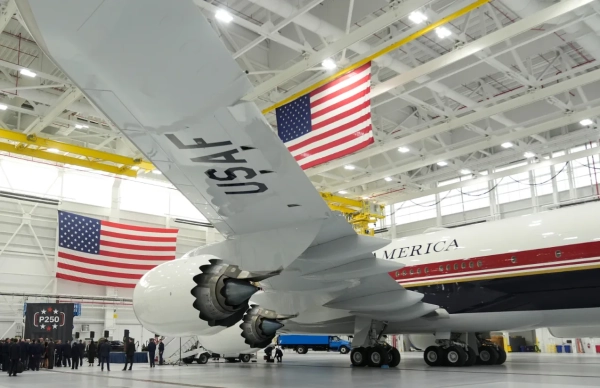 Трамп показав новий Air Force One: "літаючий Білий дім" 4 Трамп показав новий Air Force One: "літаючий Білий дім" 2