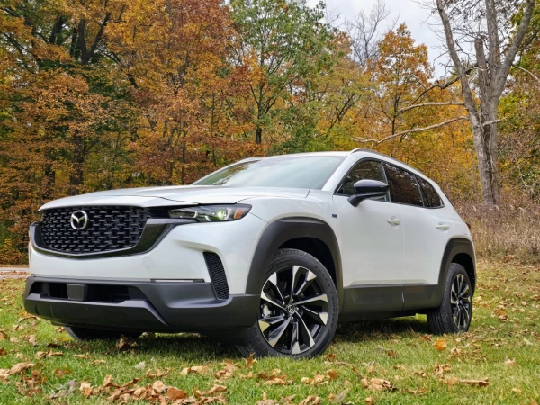 Mazda CX-50: гібридний бум випередив CX-5 12