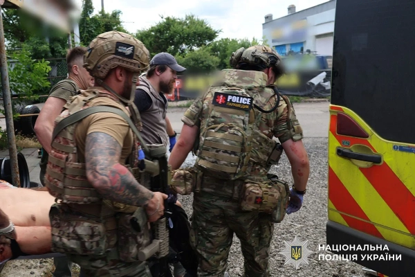 Краматорськ: жертви зросли до трьох, шестеро поранених 10 Краматорськ: жертви зросли до трьох, шестеро поранених 8