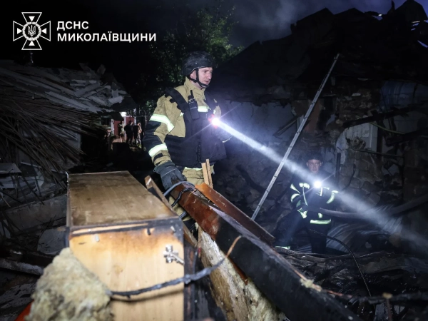 Атаки РФ на Миколаїв: 4 поранених, руйнування