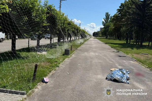 Краматорськ: жертви зросли до трьох, шестеро поранених 14 Краматорськ: жертви зросли до трьох, шестеро поранених 12