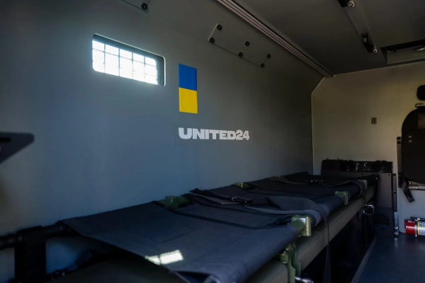 Ляшко: 13 броньованих авто для евакуації вже в Україні 9 Ляшко: 13 броньованих авто для евакуації вже в Україні 7